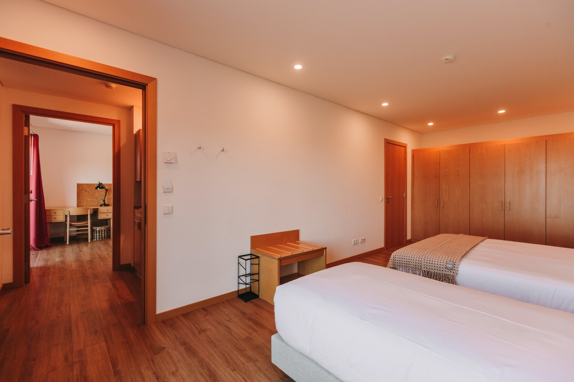 ES-estrela-serenity-room-types-family-room-view-00012.jpg