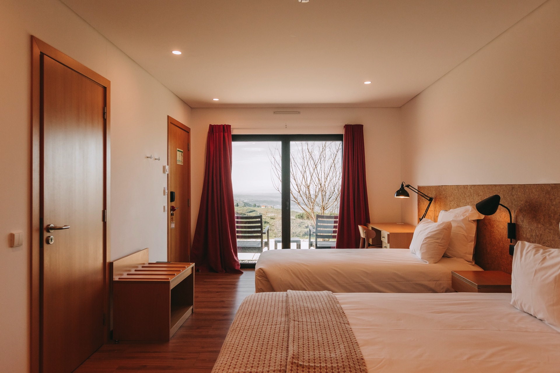 ES-estrela-serenity-room-types-family-room-view-00014.jpg