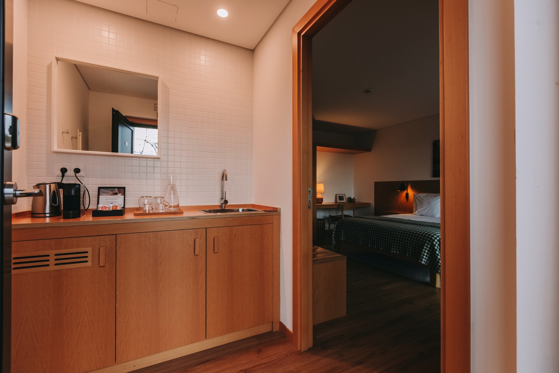 ES-estrela-serenity-room-types-premium-plus-terrace-room-00001.jpg